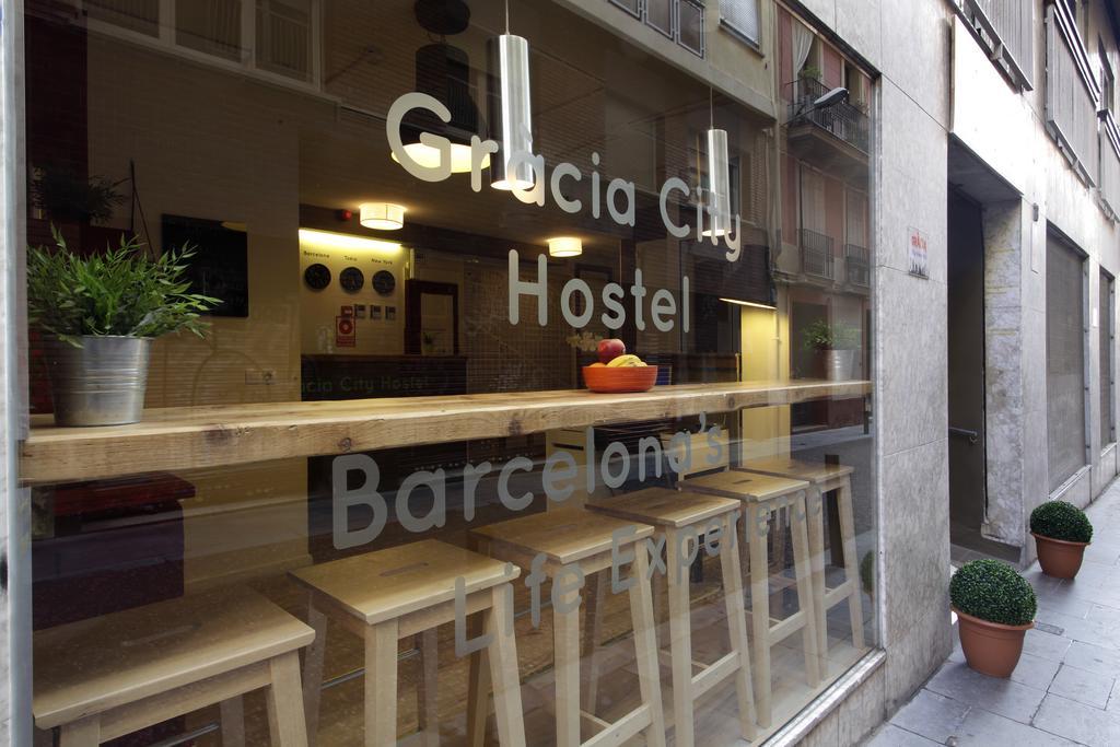 Gracia City Hostel Barcelona Exteriör bild A hostel in Barcelona, Spain
